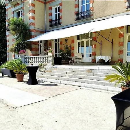 Bed & Breakfast Napoleon 3, Vue Mont St Michel, Avec Balcon