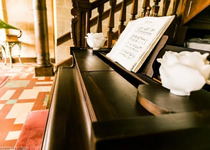 Bed & Breakfast Napoléon 3, Vue Mont St Michel, Avec Balcon 3*