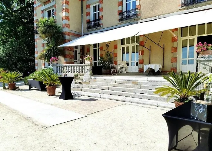 Bed & Breakfast Napoléon 3, Vue Mont St Michel, Avec Balcon