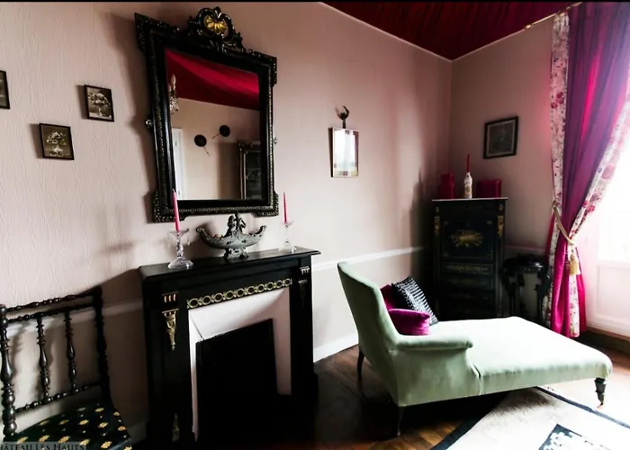 Bed & Breakfast Napoléon 3, Vue Mont St Michel, Avec Balcon Saint-Jean-le-Thomas